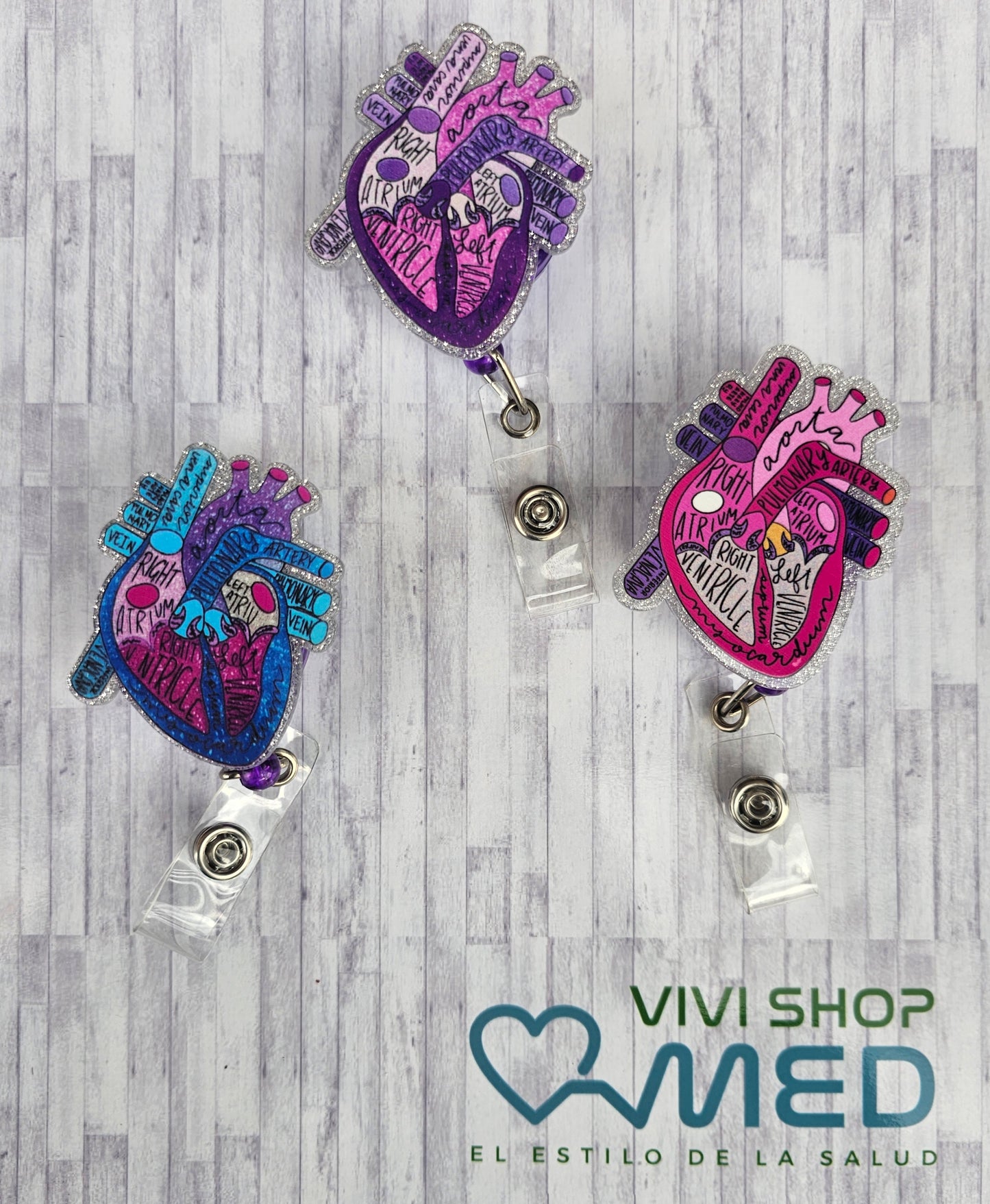 Yoyo Portagafete Retractil Corazon Anatomico